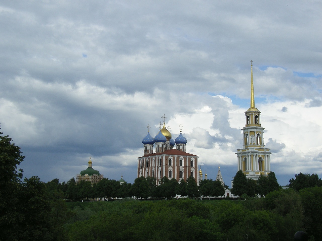 city ryazan the kremlin free photo