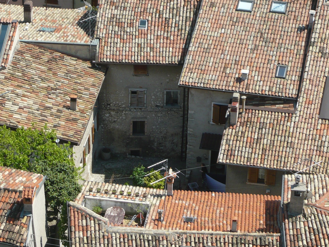 city houses italy free photo