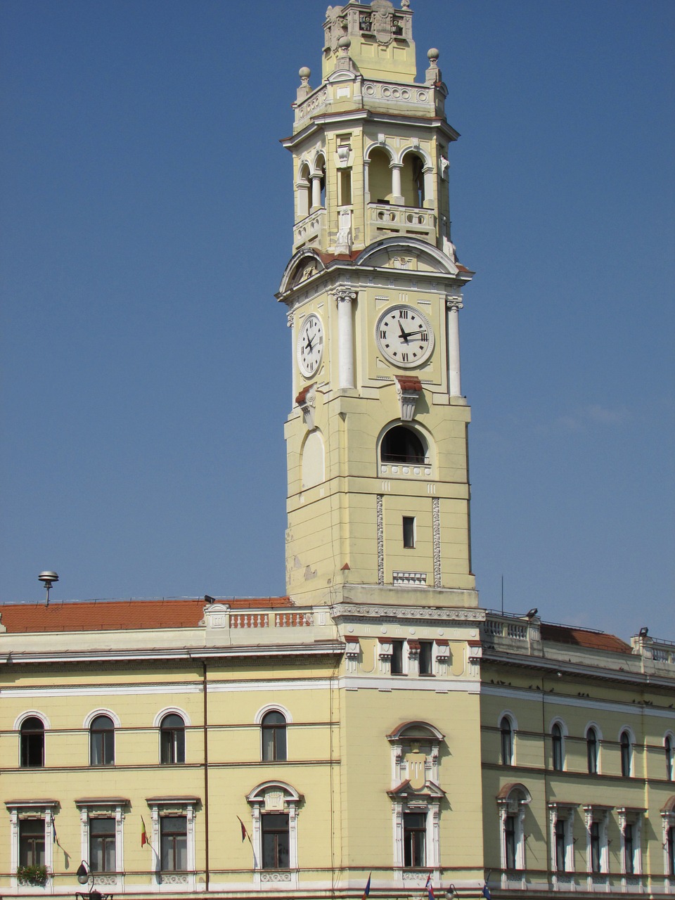 city hall tower oradea free photo