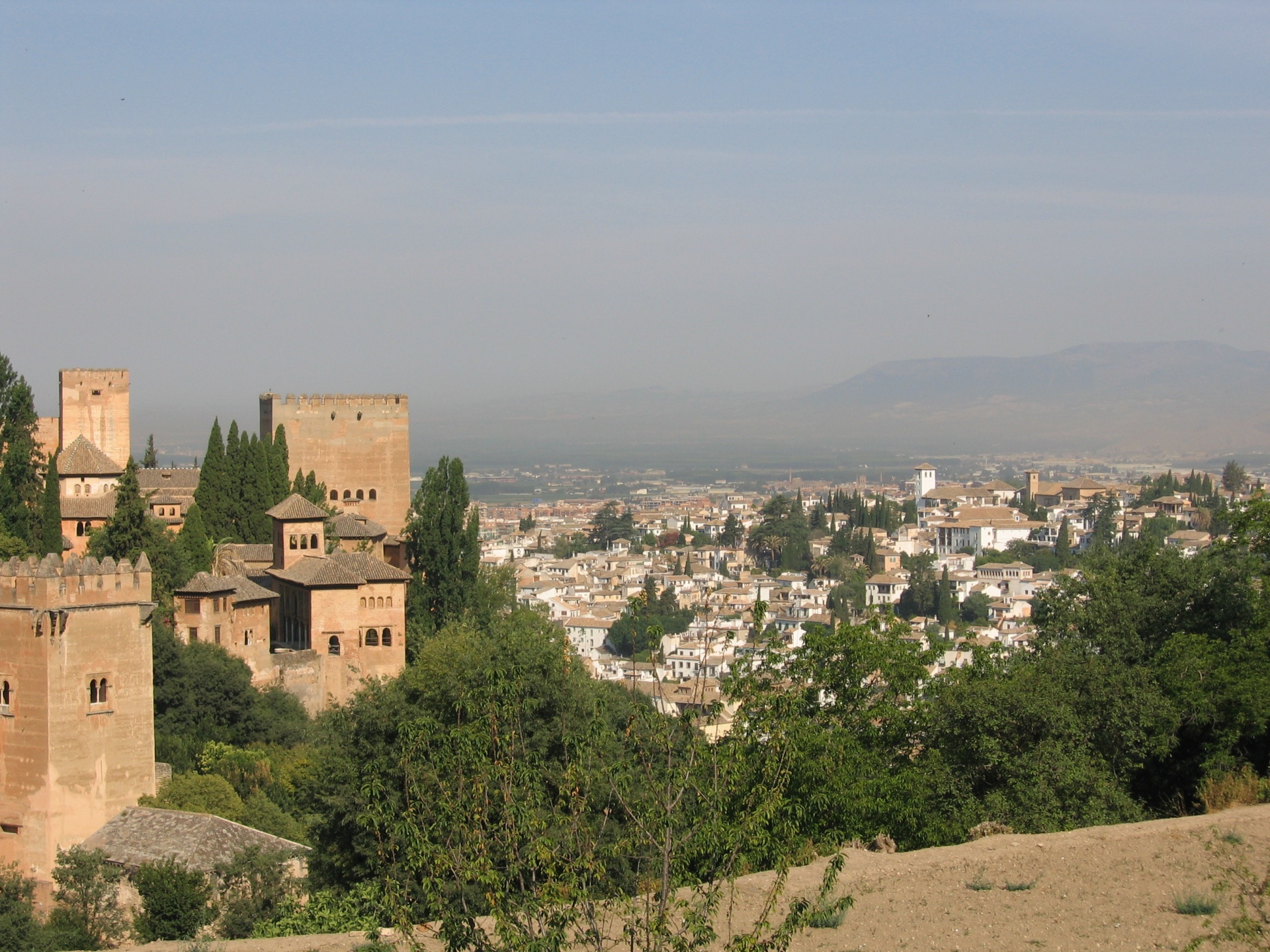 city granada alcazar free photo