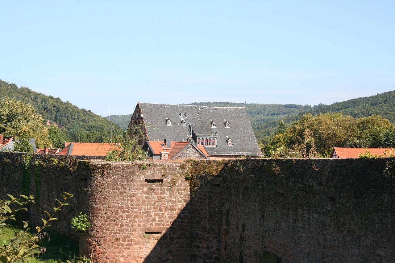 city wall büdingen old town free photo