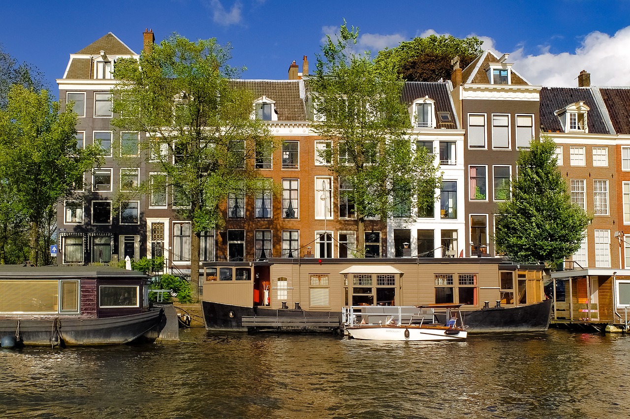 cityscape amsterdam house free photo