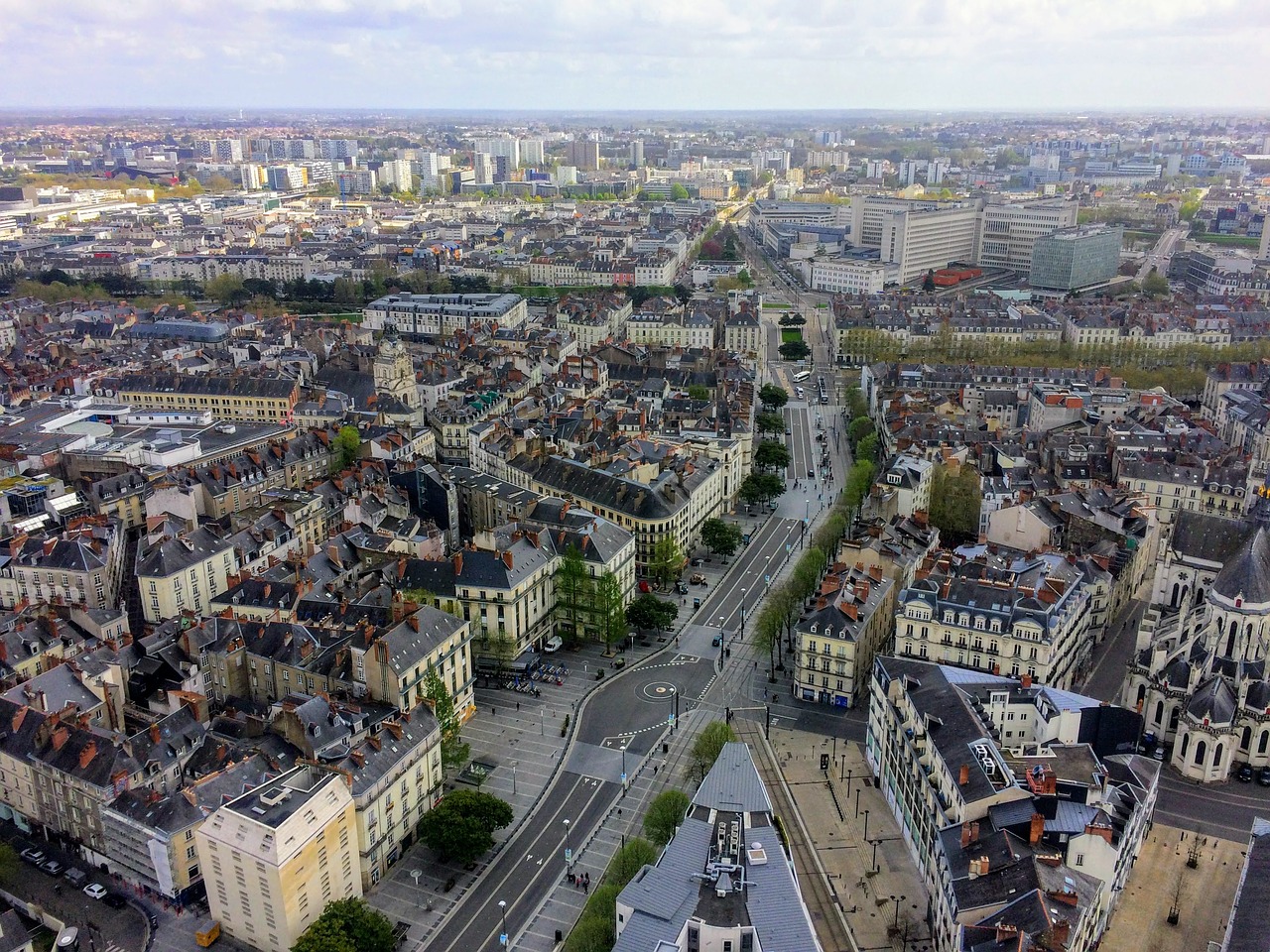 cityscape  city  nantes free photo