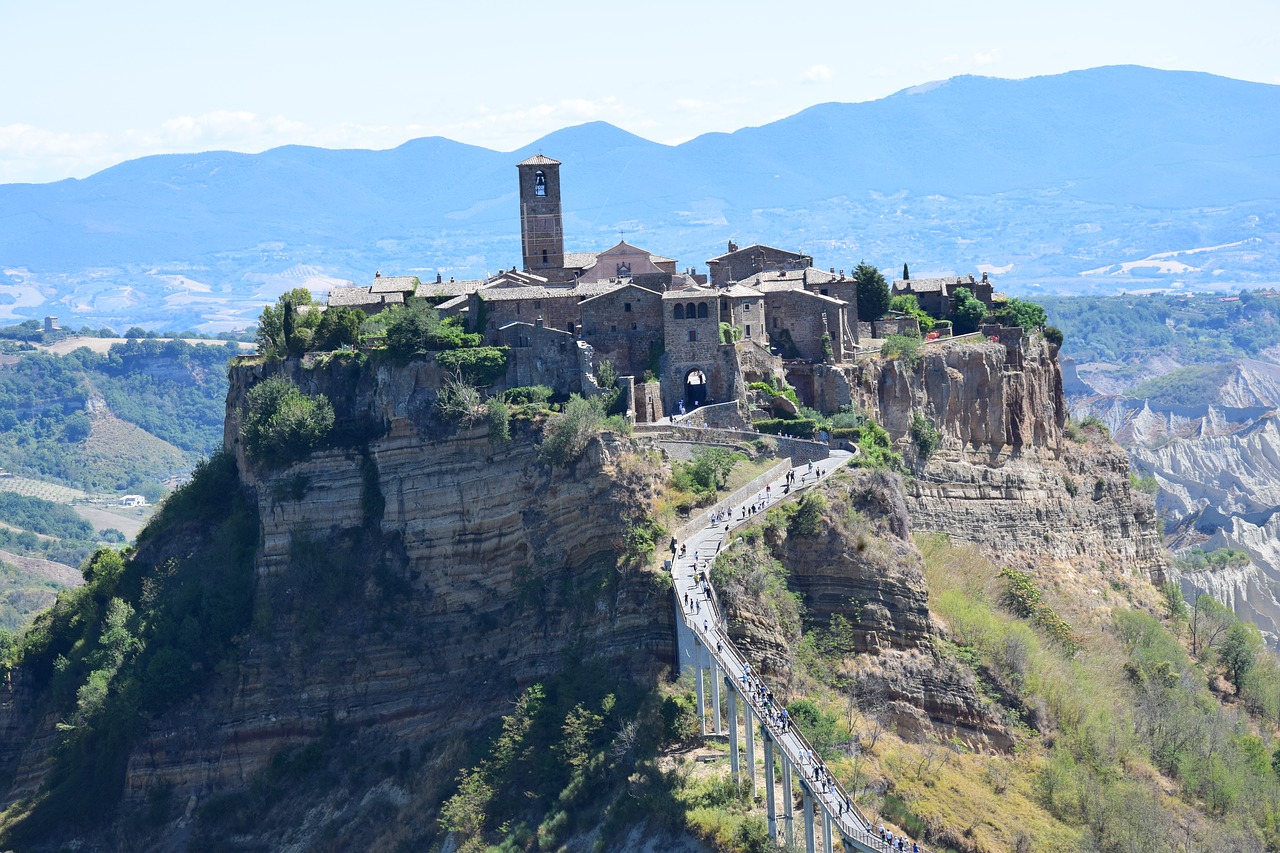 civita bagnoregio italy lazio free photo