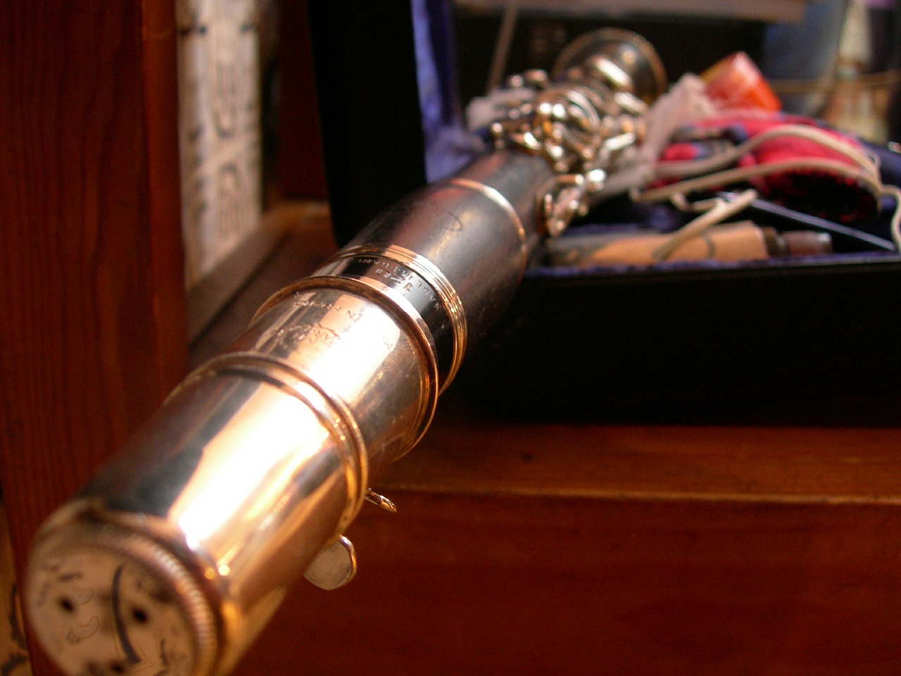 clarinet music gold free photo