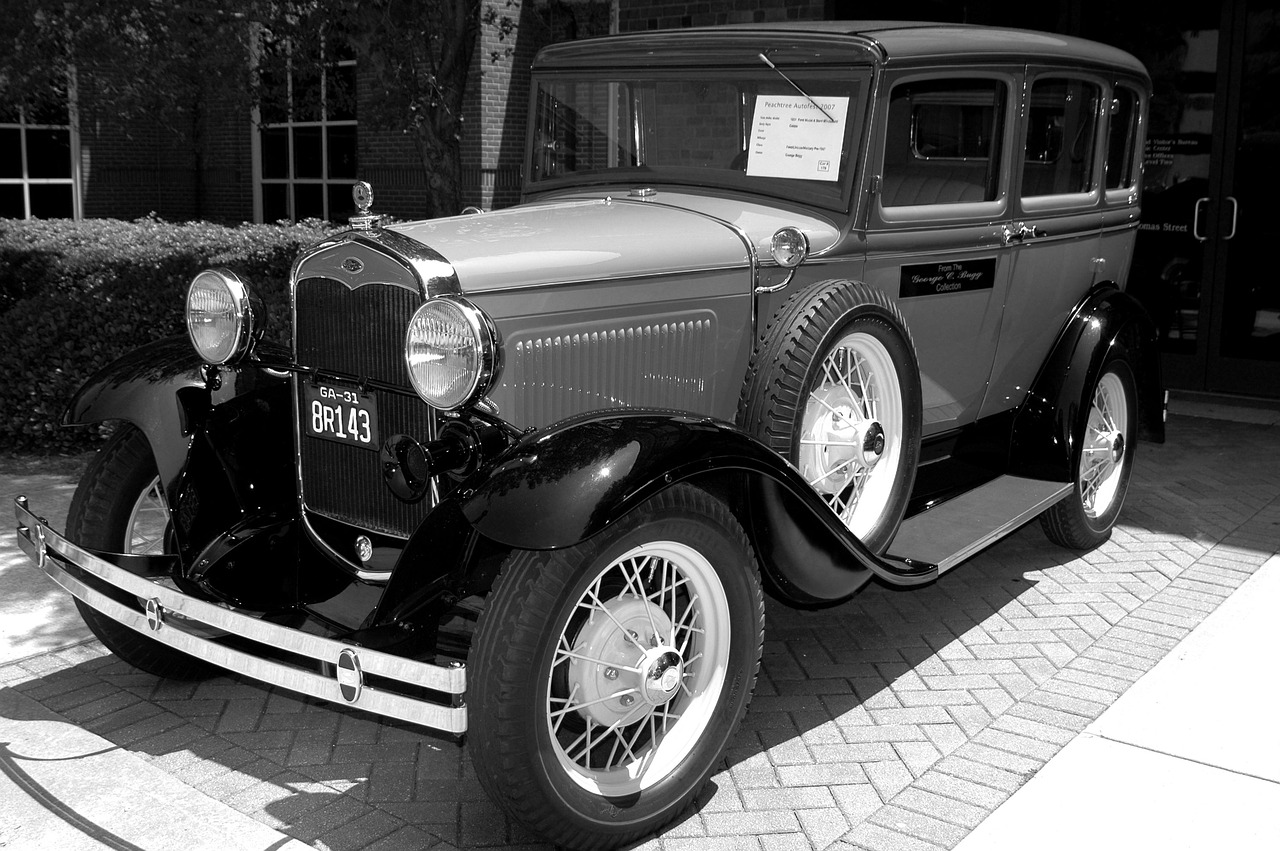 classic car  retro  antique free photo