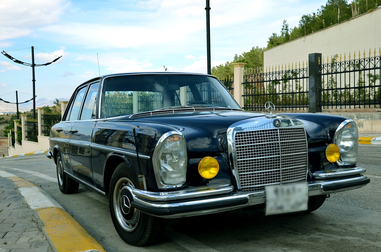 classic mercedes car luxury free photo