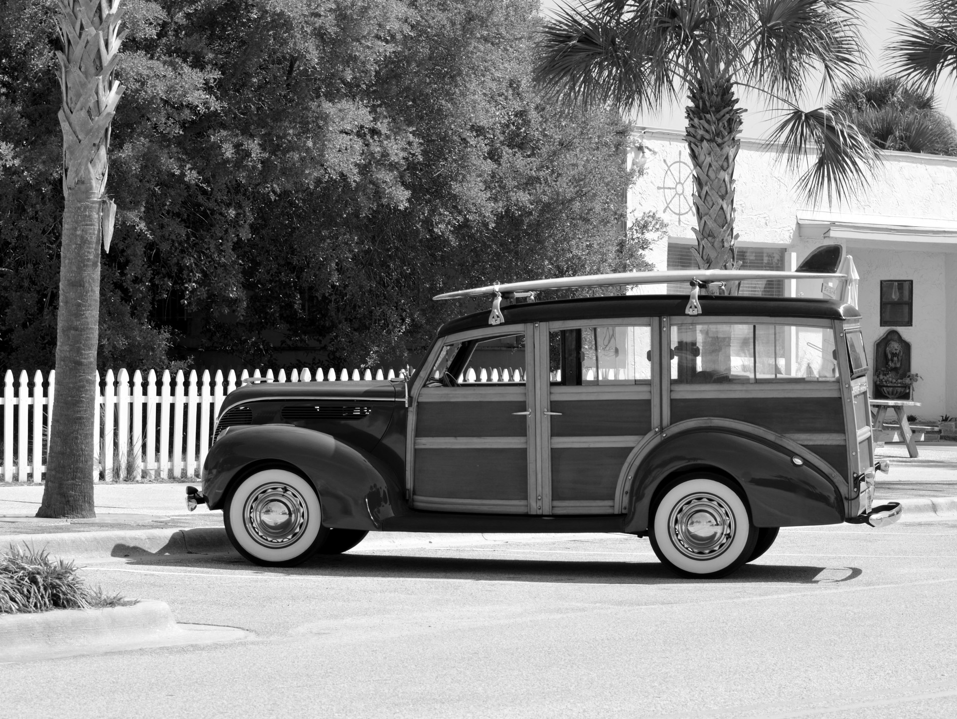 vintage classic car free photo