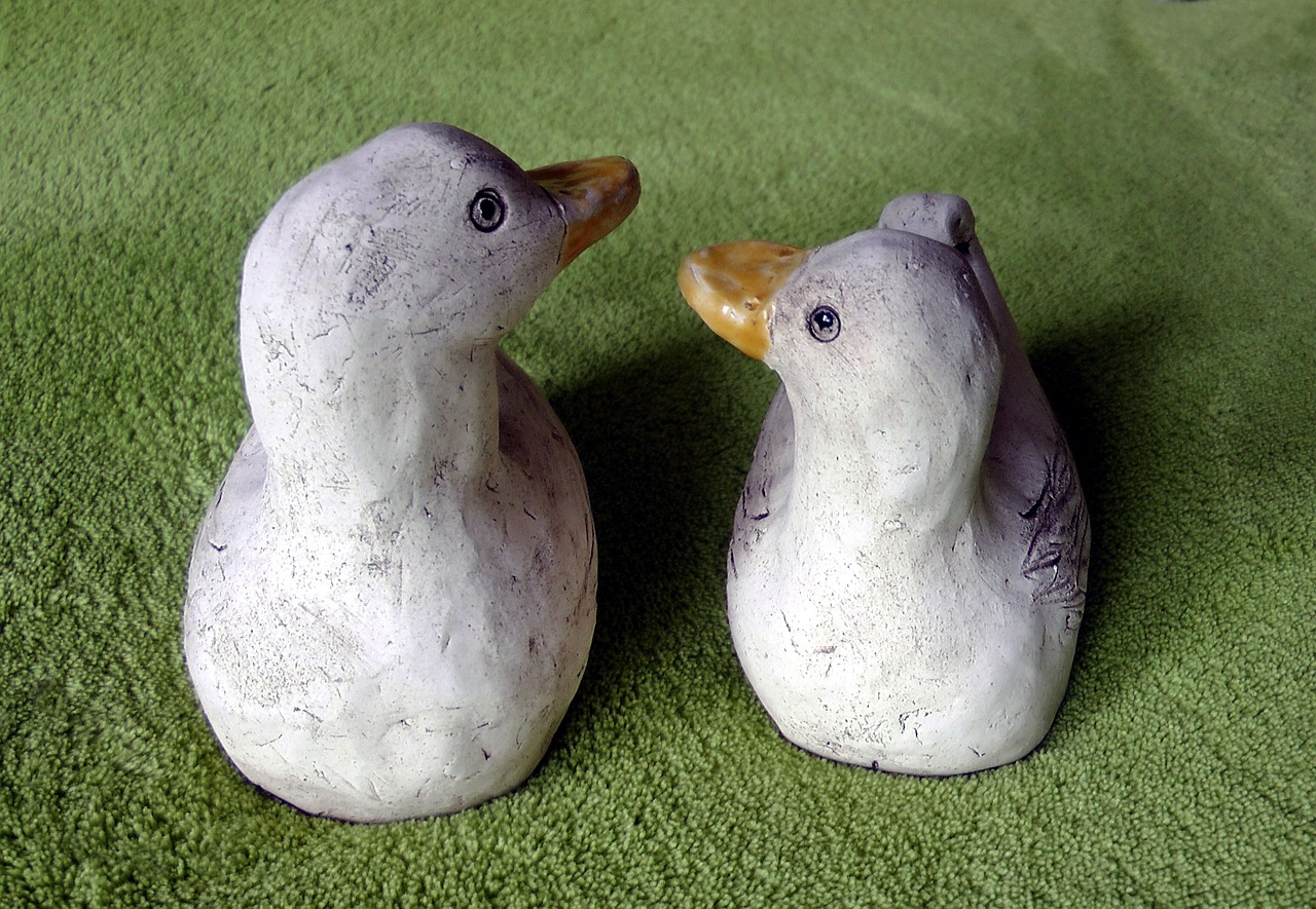 clay figures pair of ducks weel free photo