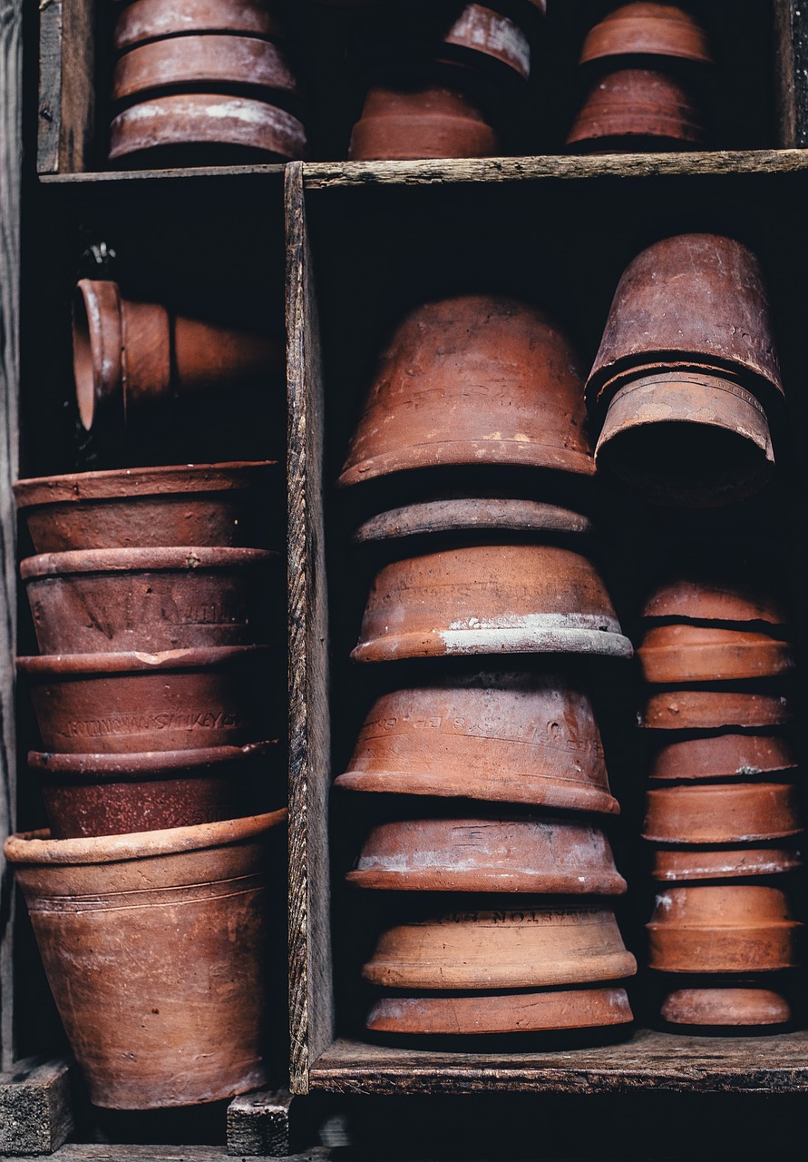 clay pots container dirty free photo