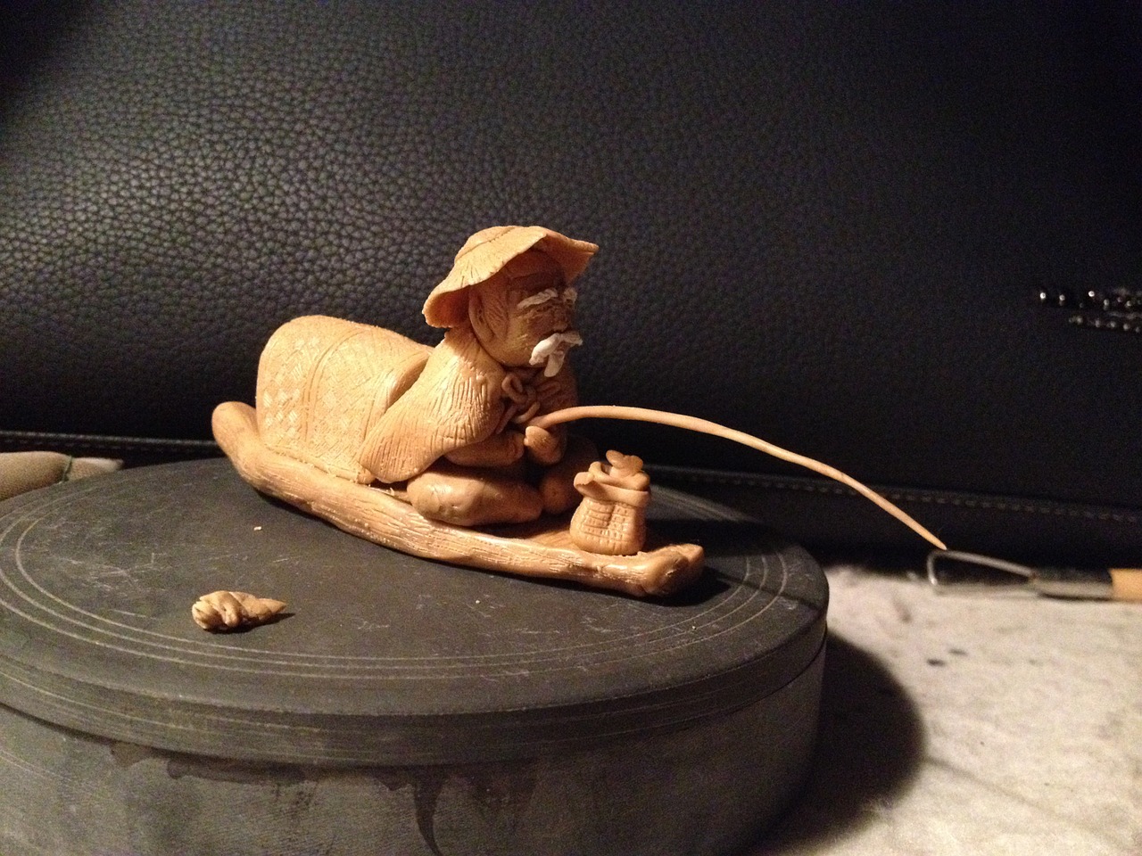 clay sculpture fisher clay figurine free photo