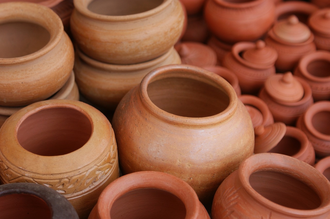 claypots clay pots free photo