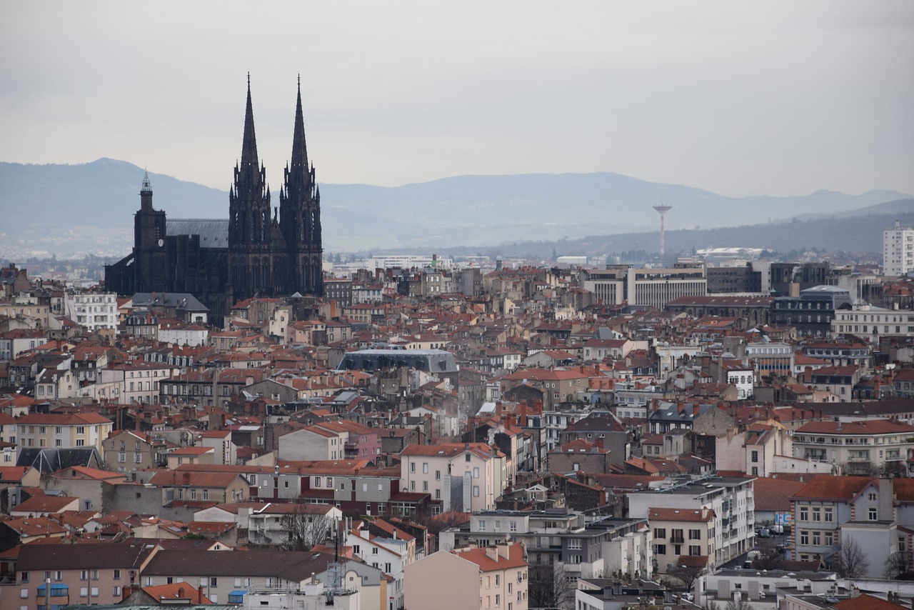 clermont-ferrand cathedral city free photo