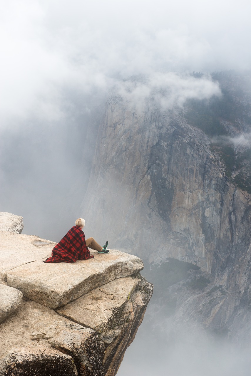 cliff clouds fog free photo