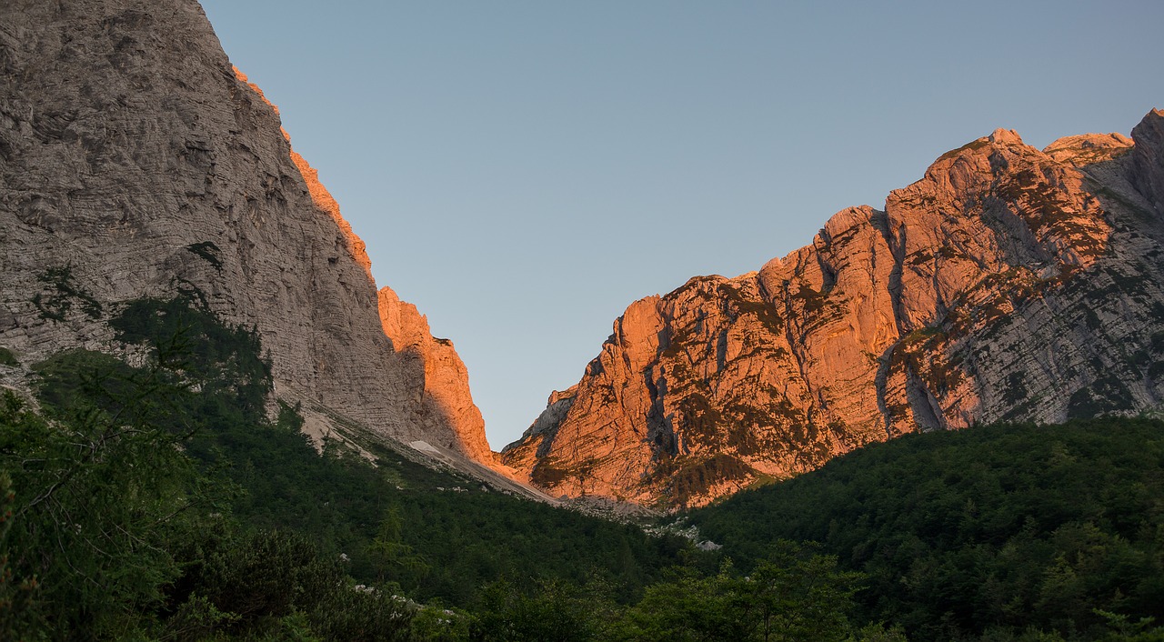 cliff landscape mountain free photo
