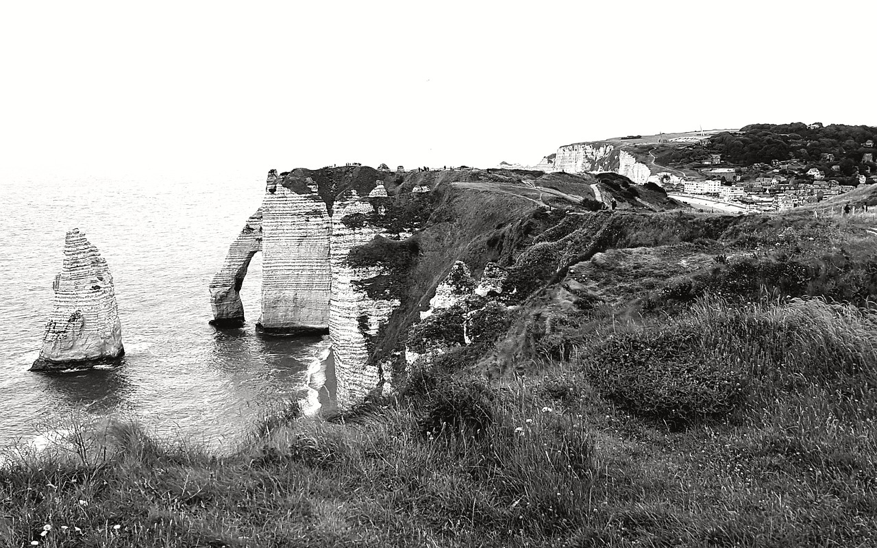 cliff felsentor coast free photo