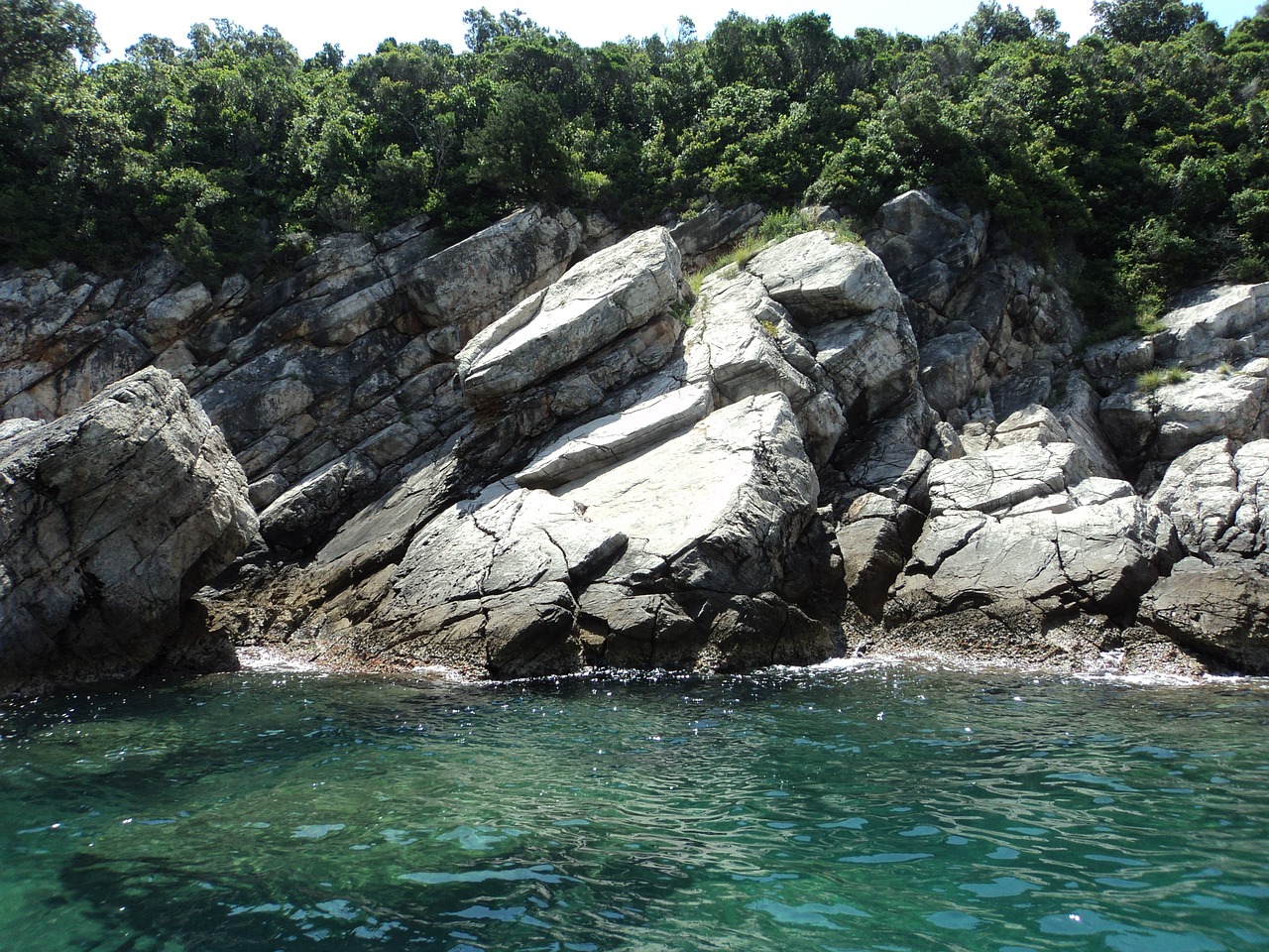 cliff sea sea rocks free photo