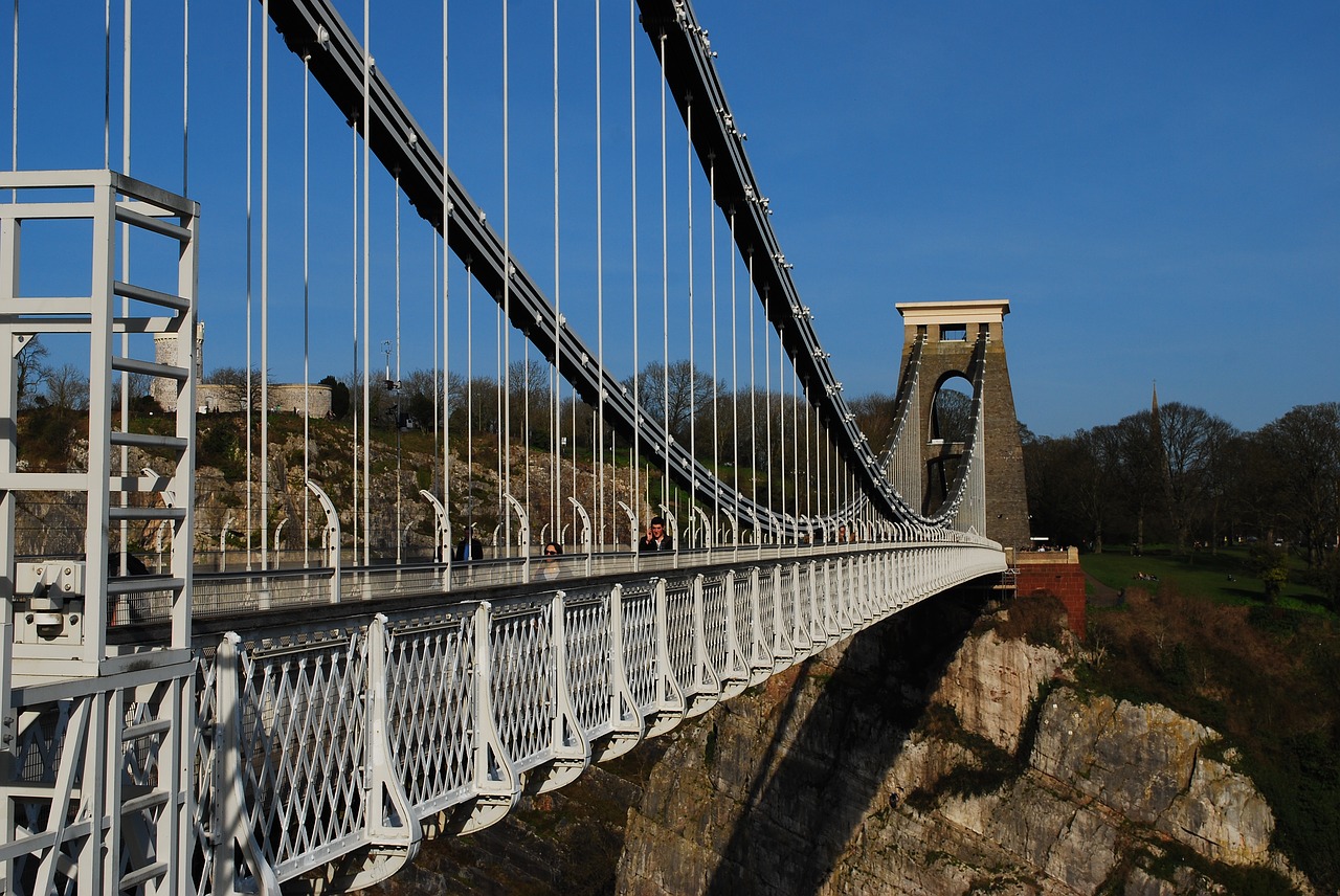 clifton suspension bridge  bristol  england free photo