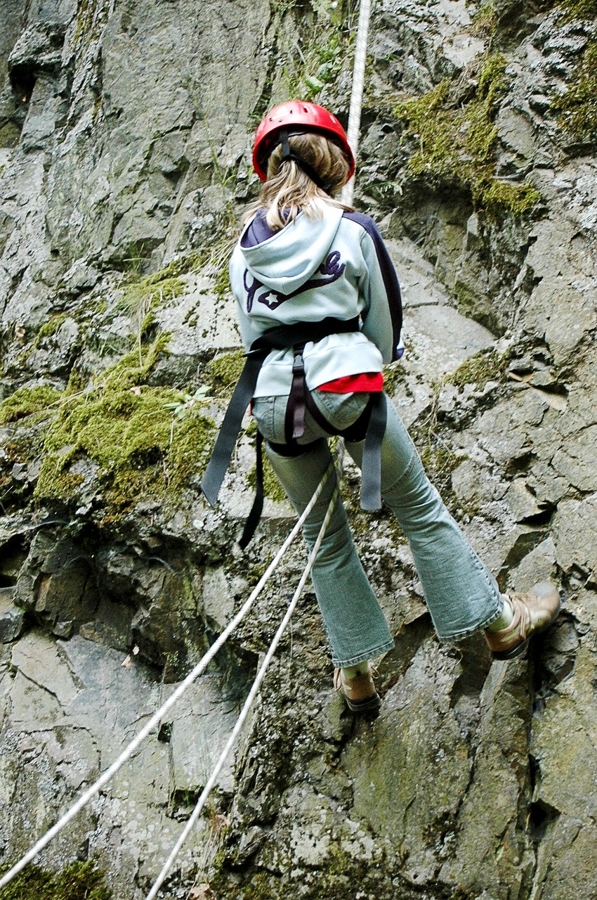 climbing abseil steep free photo