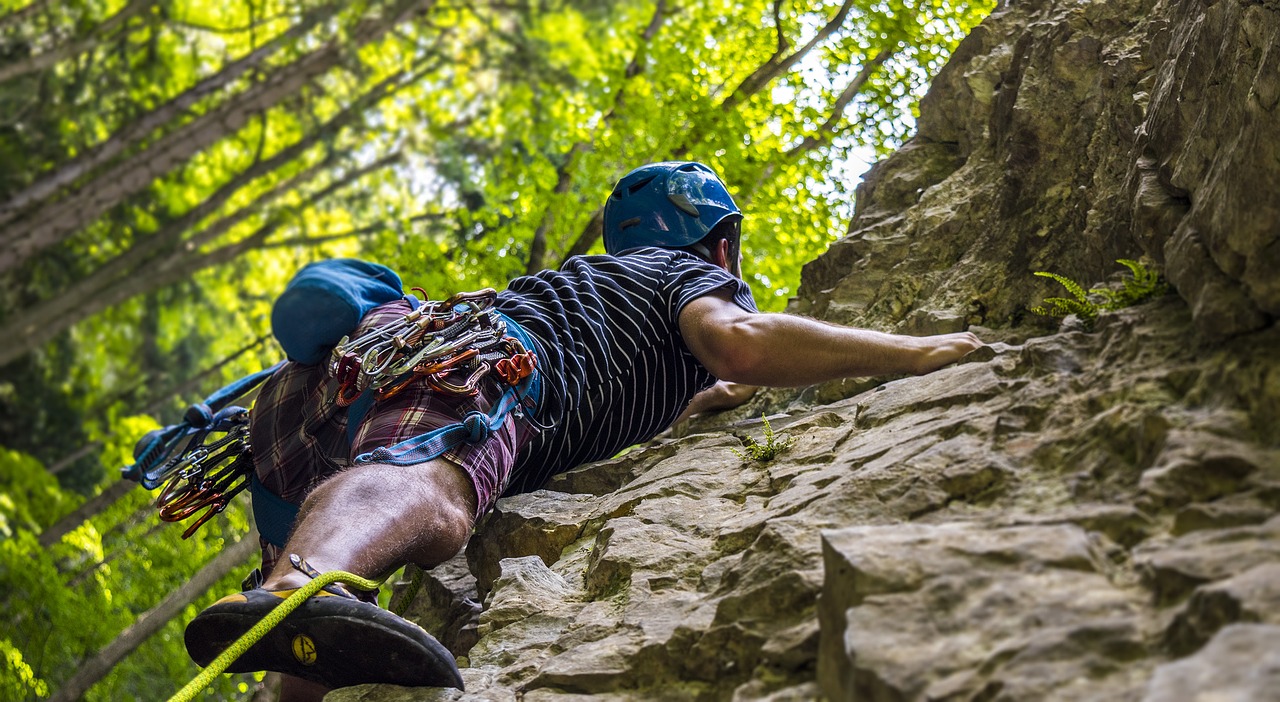 climbing climber sport free photo