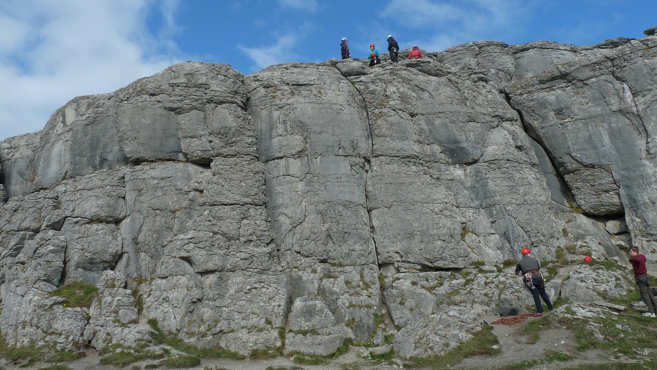 climbing rock climbing rocks free photo