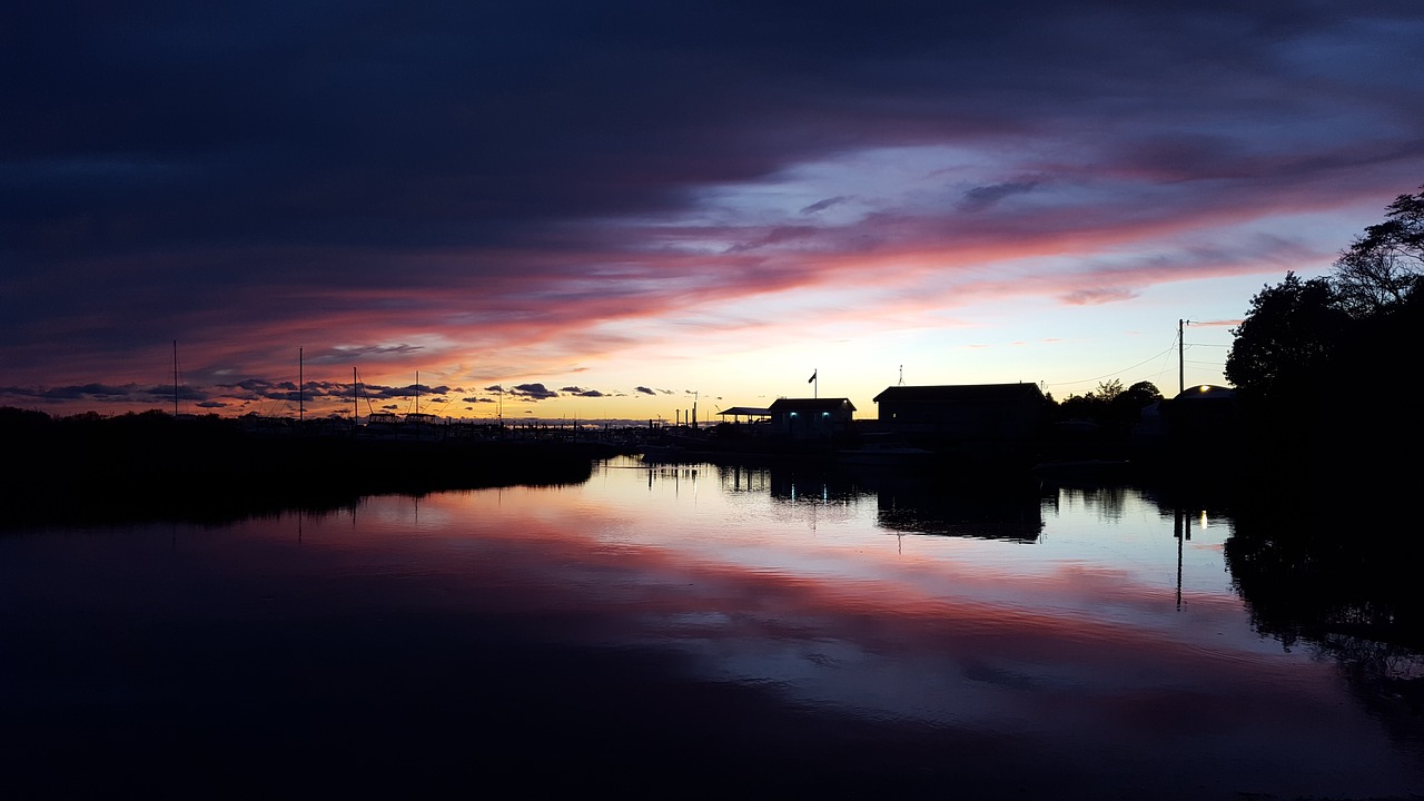 clinton connecticut harbor free photo