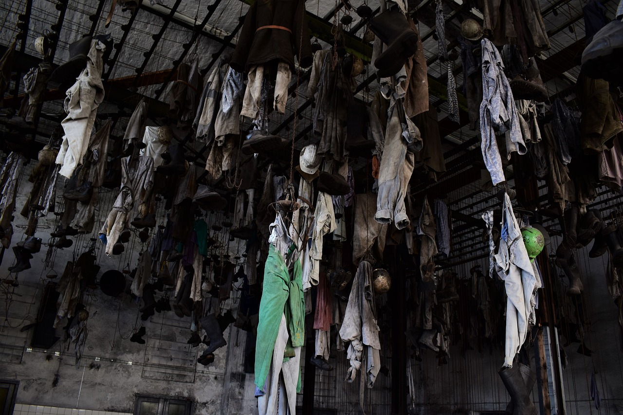 cloakroom miner lonely place free photo