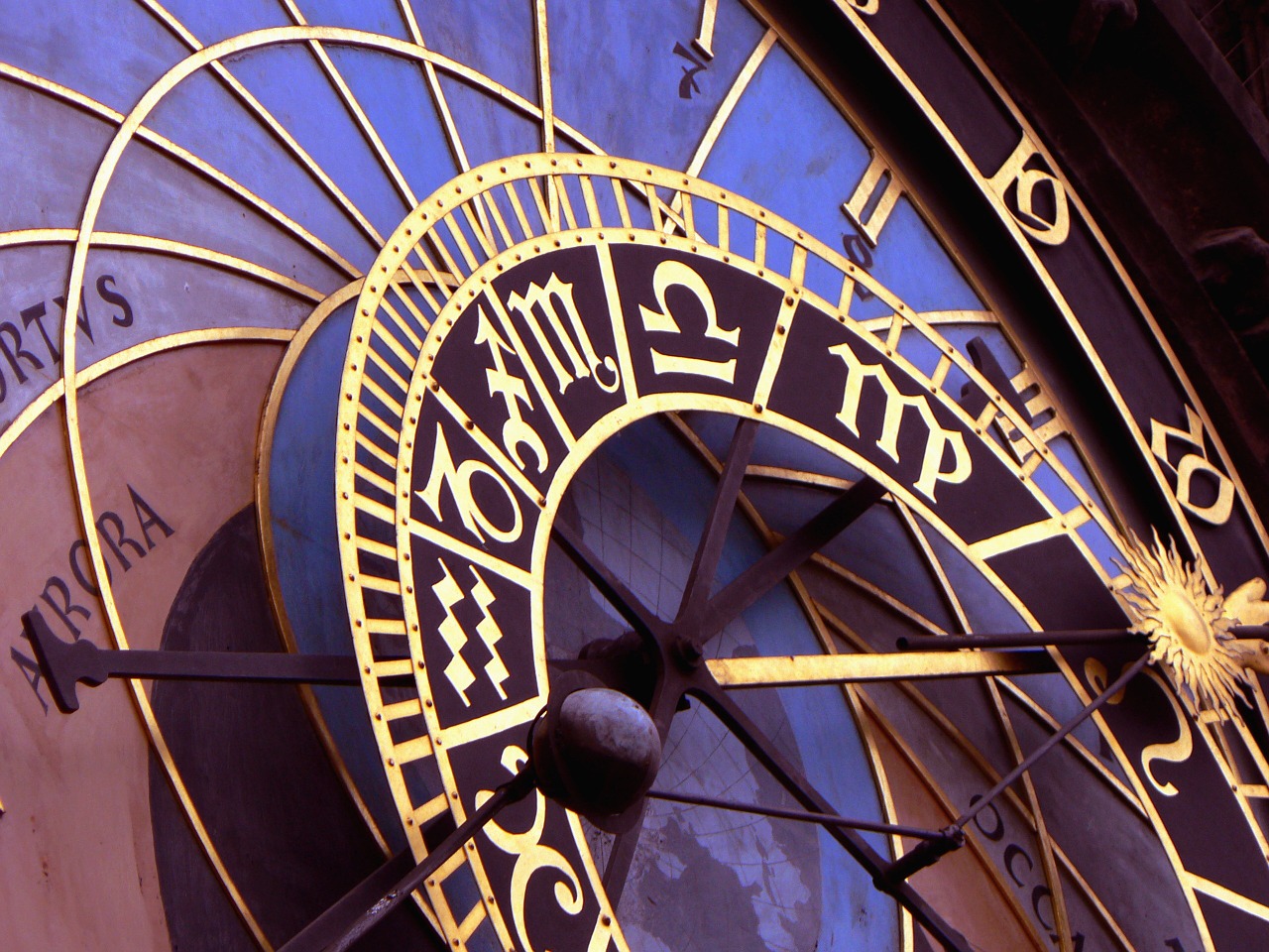 clock historical prague free photo