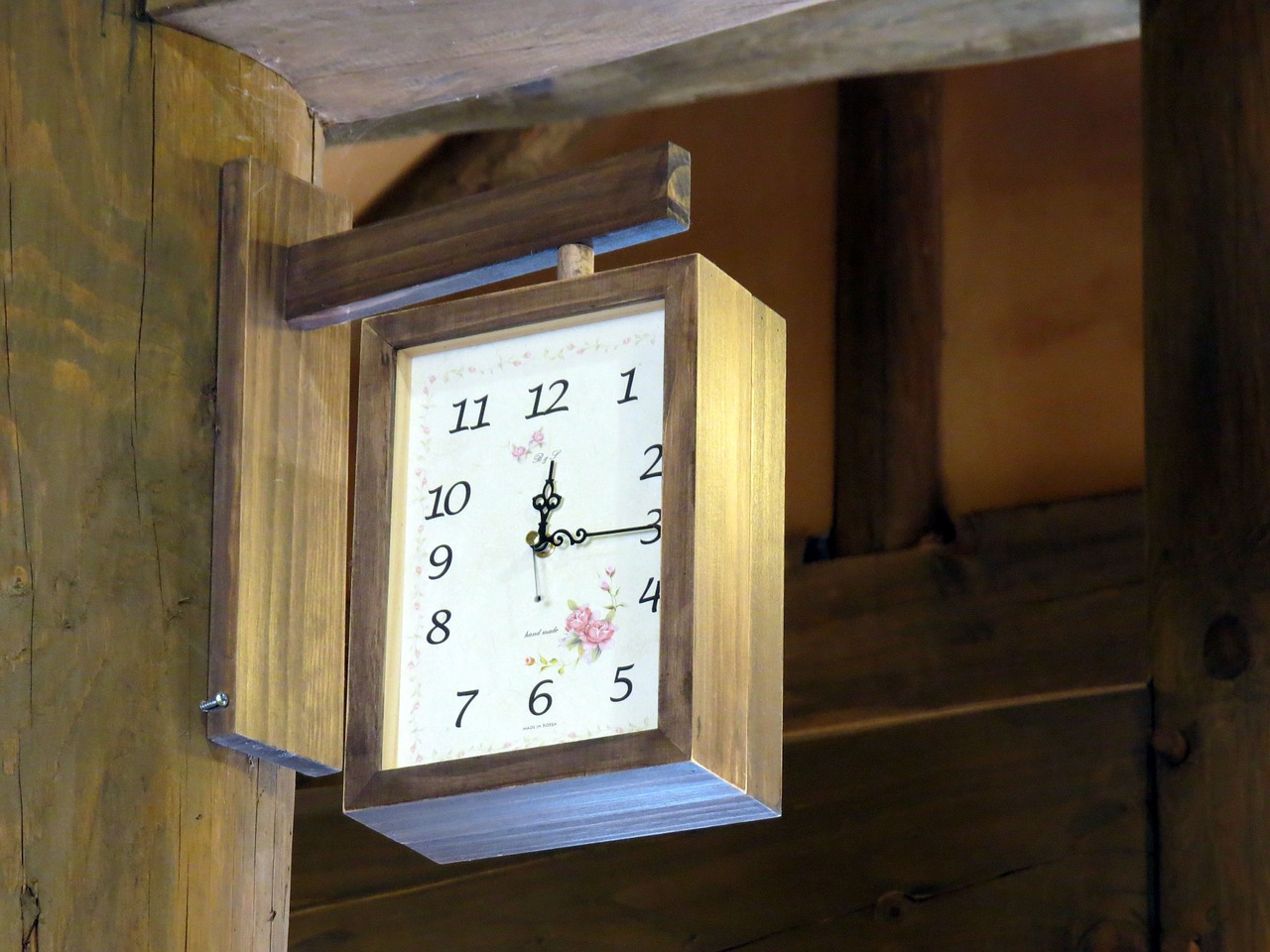 clock wooden clock time free photo