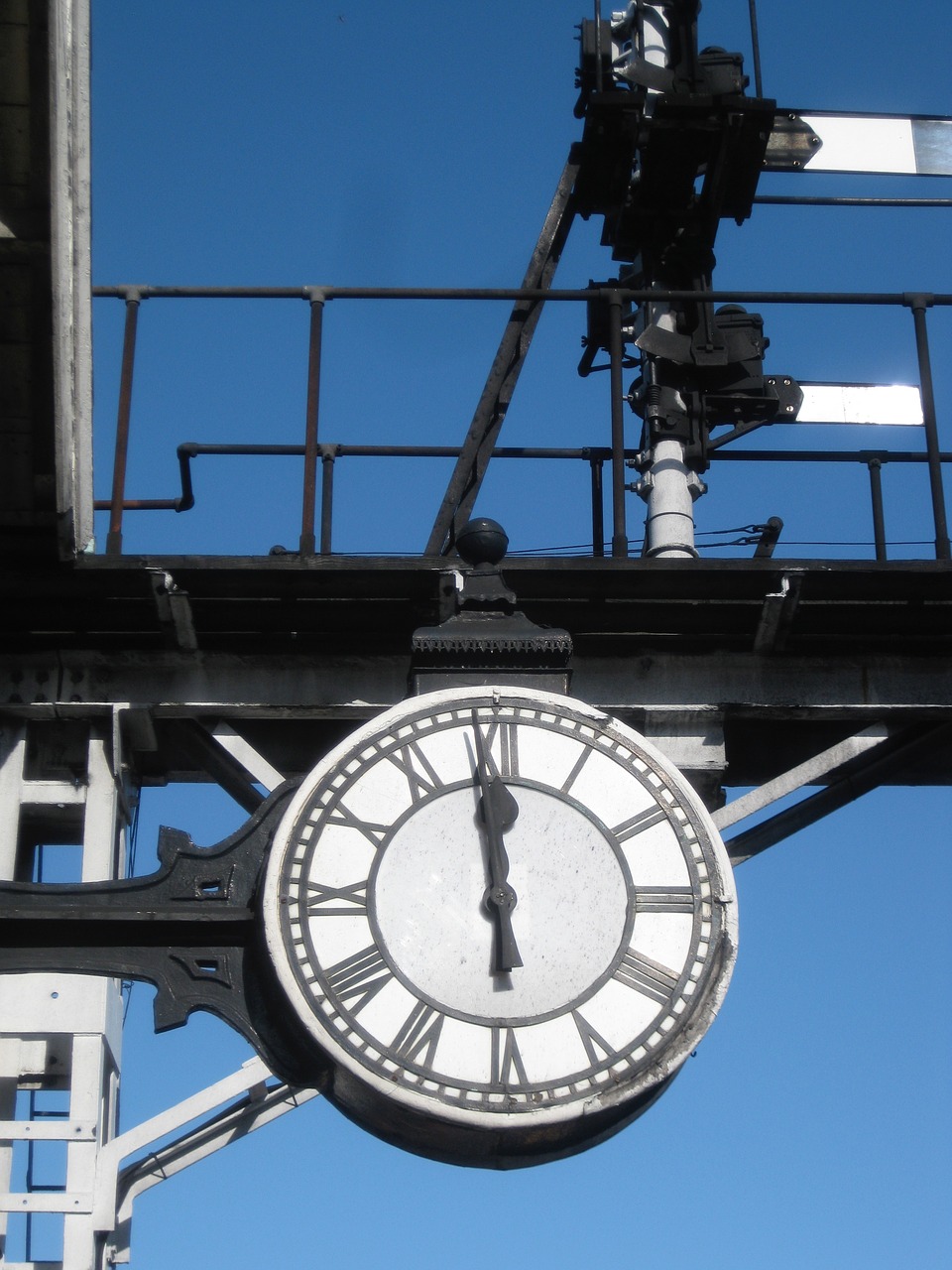 clock yorkshire steam free photo