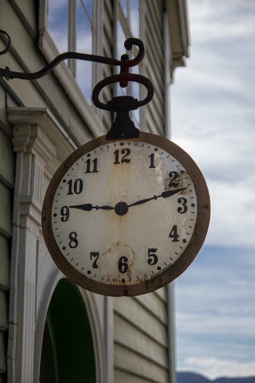 clock time old free photo