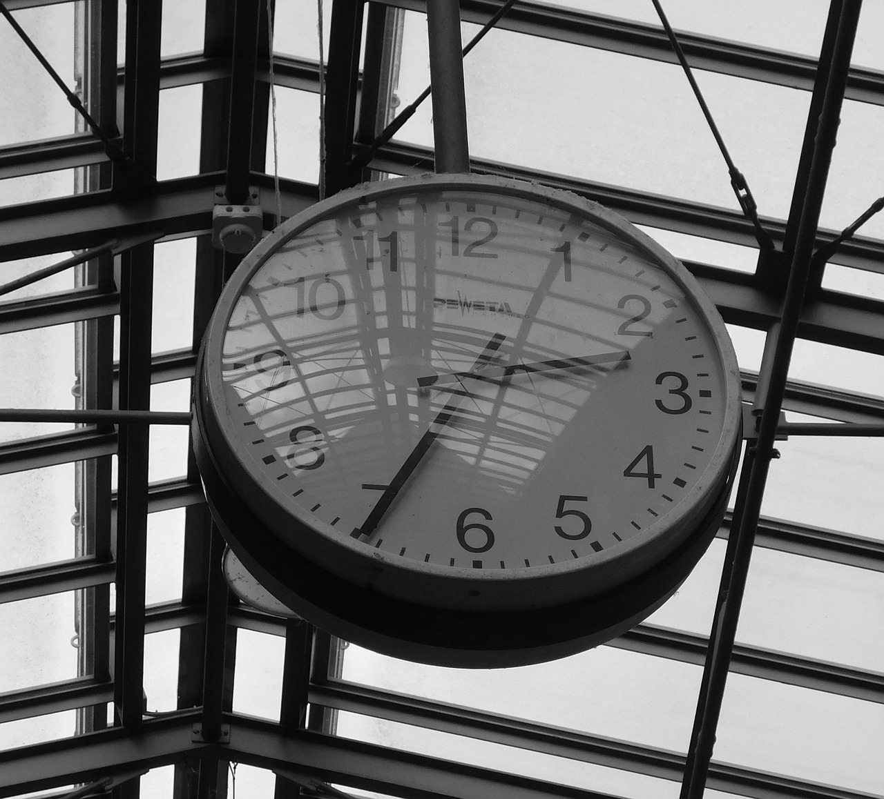 clock black and white time free photo