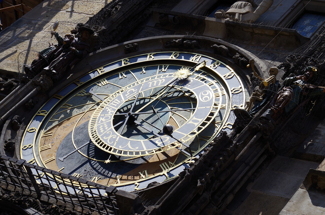 clock prague czech republic free photo