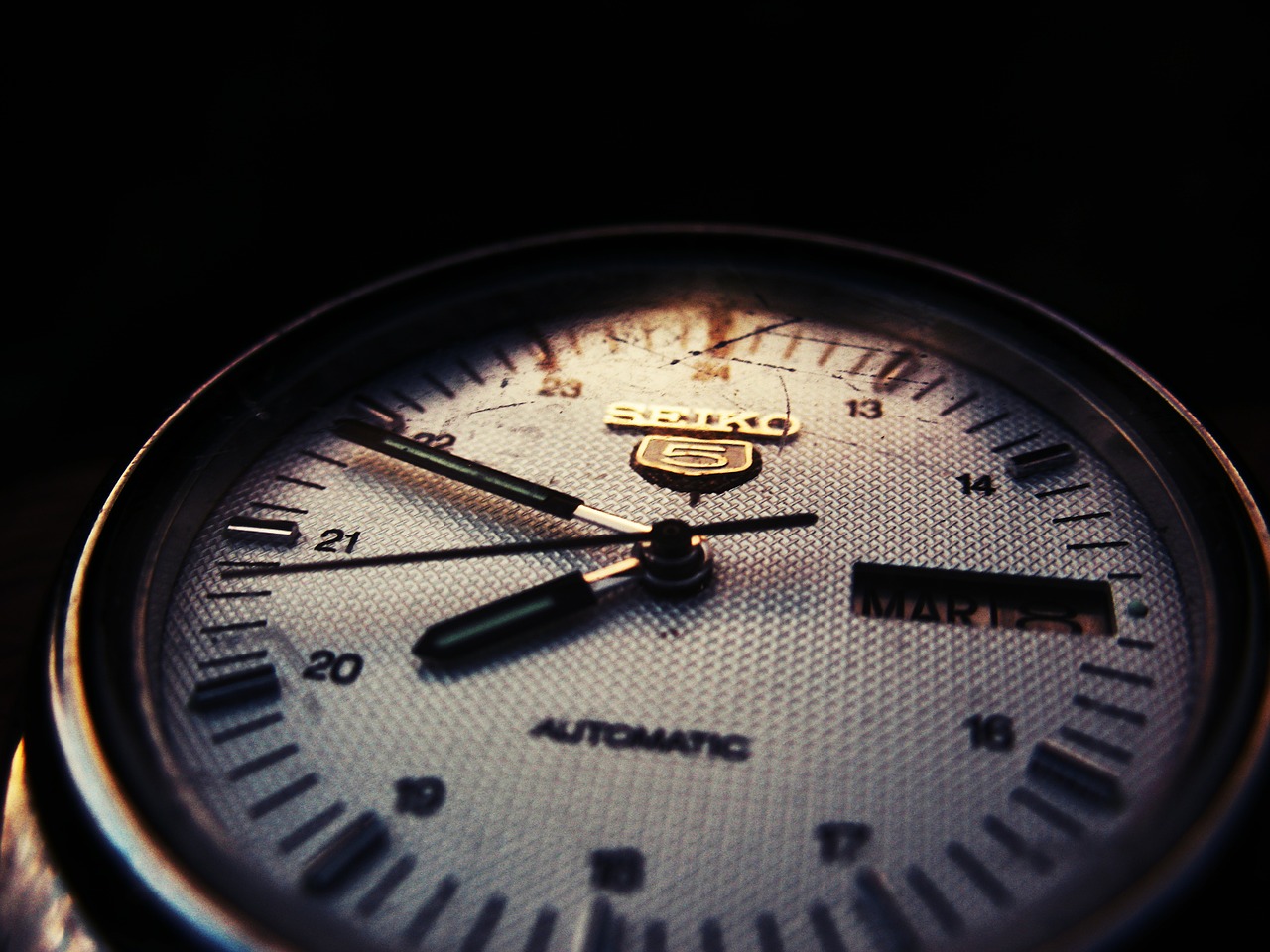 clock retro vintage free photo