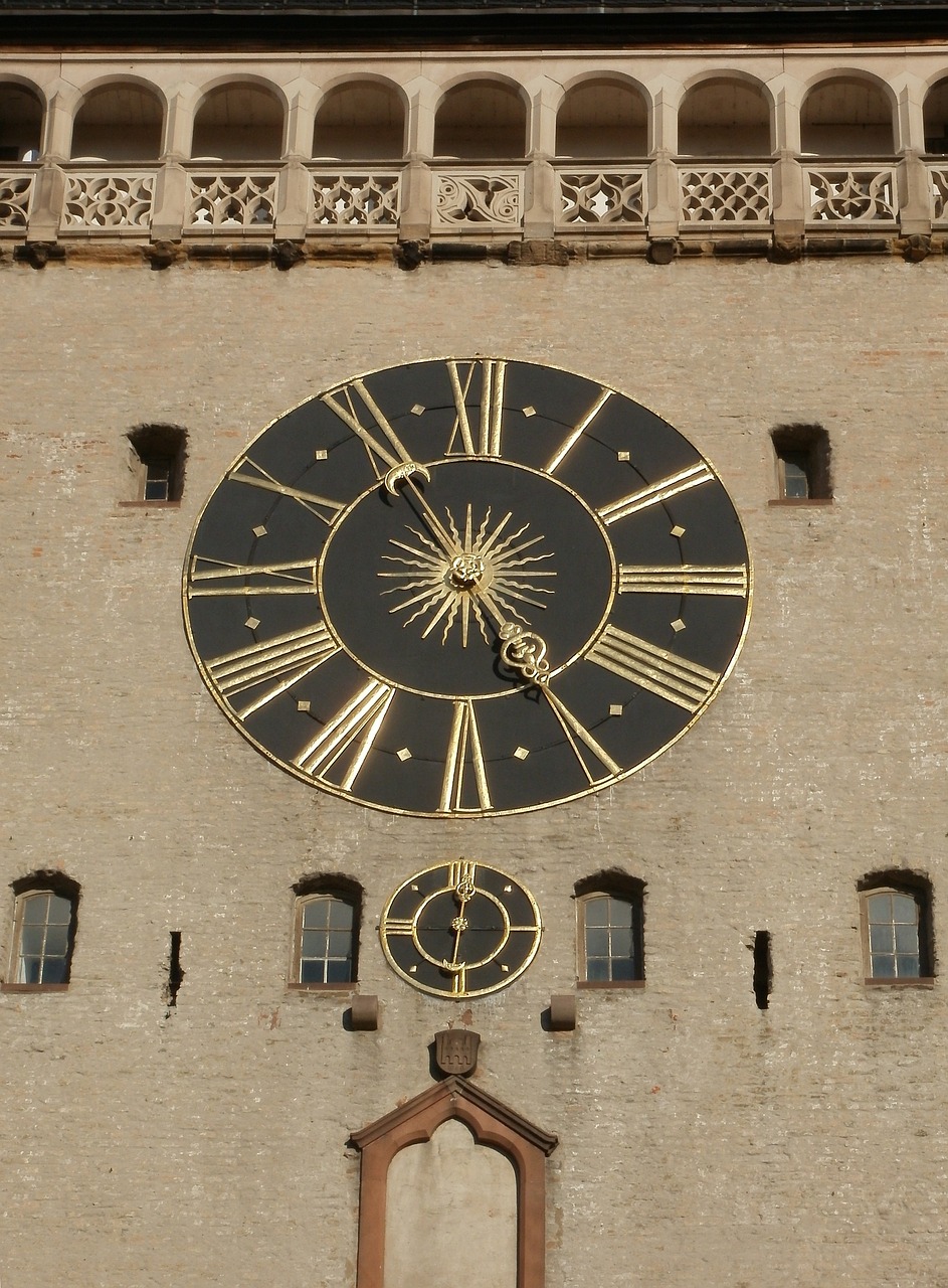 clock wall altpoertel free photo