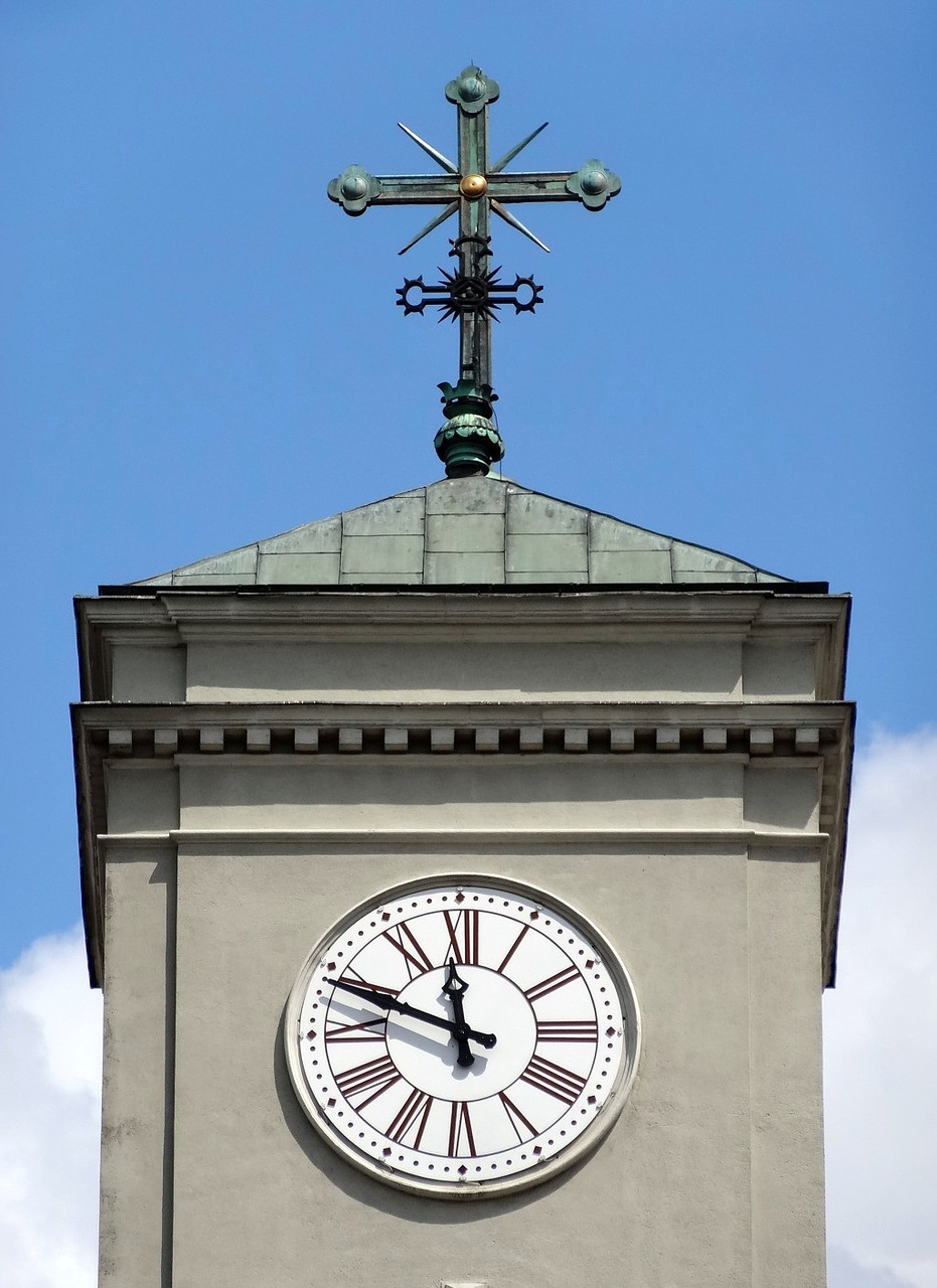 clock cross st peter's basilica free photo