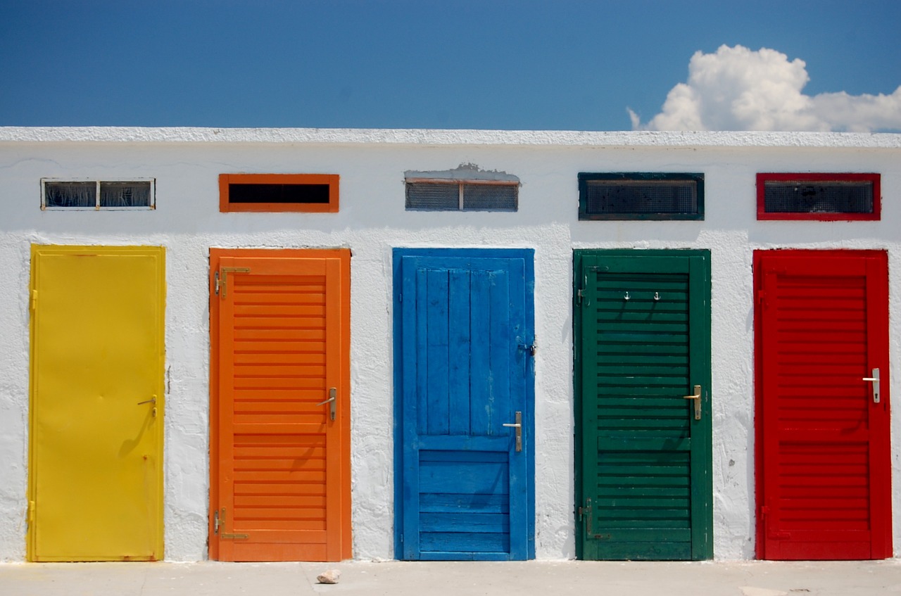 closed door color cabin free photo