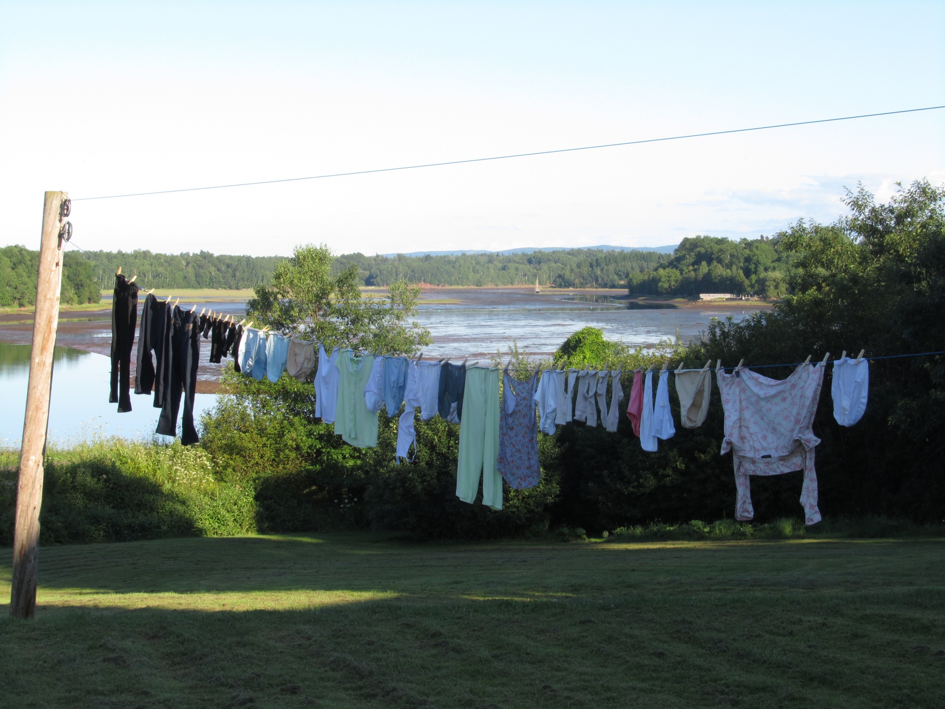 clothesline air dry clothes free photo