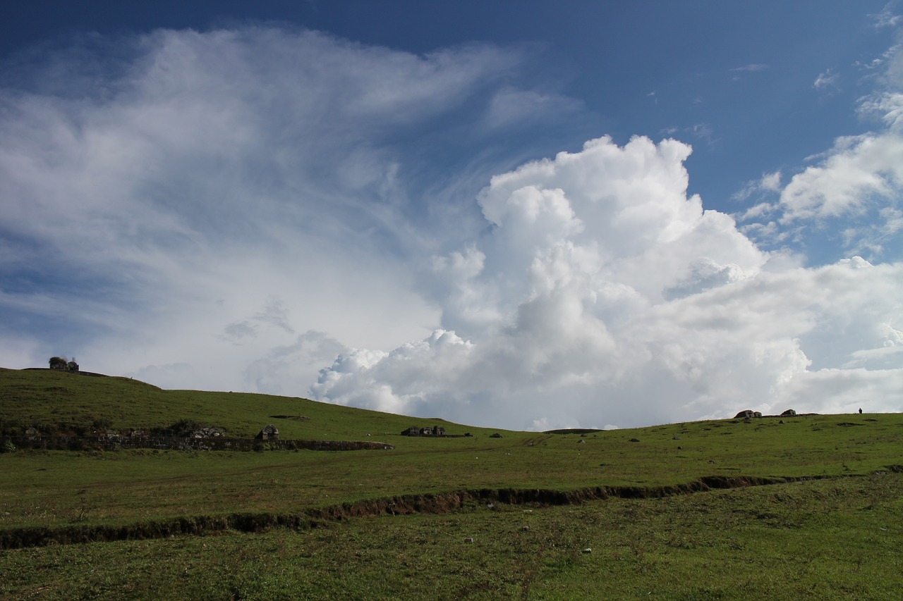 cloud hill sky free photo