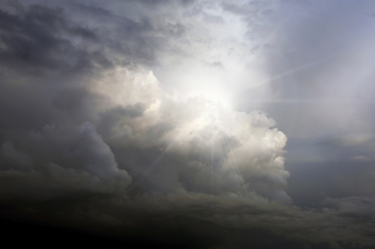 cloud  thunderstorm  sky free photo