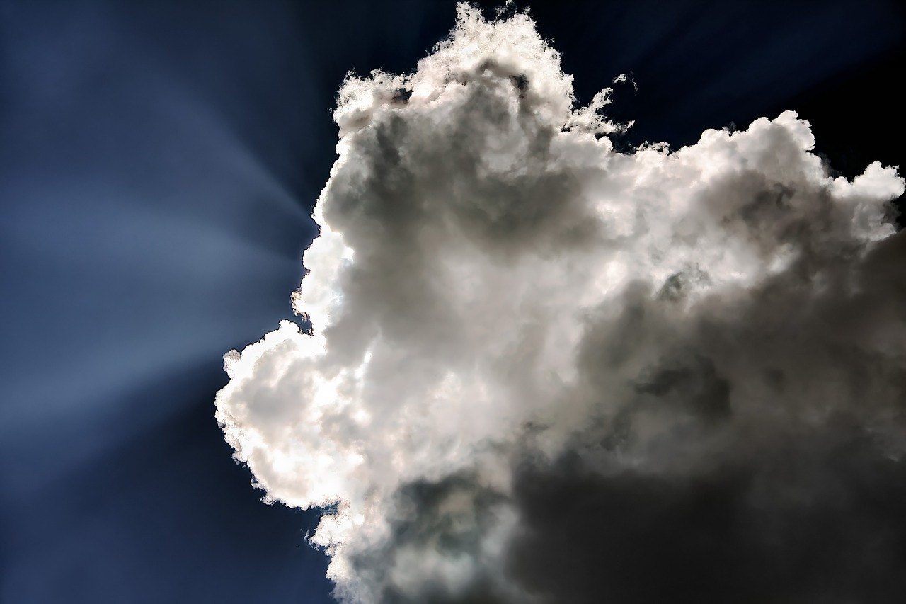 cloud  sky  rays free photo