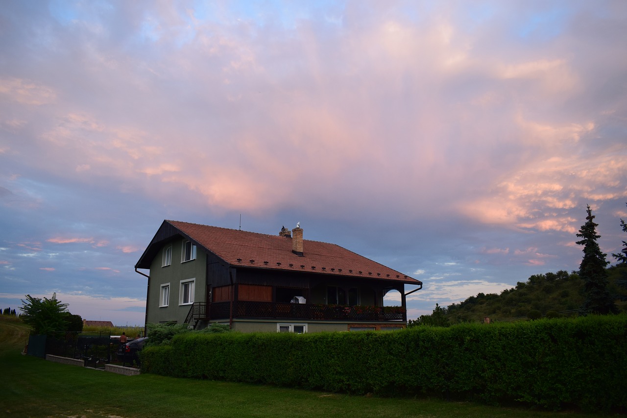 cloud  house  clouds free photo