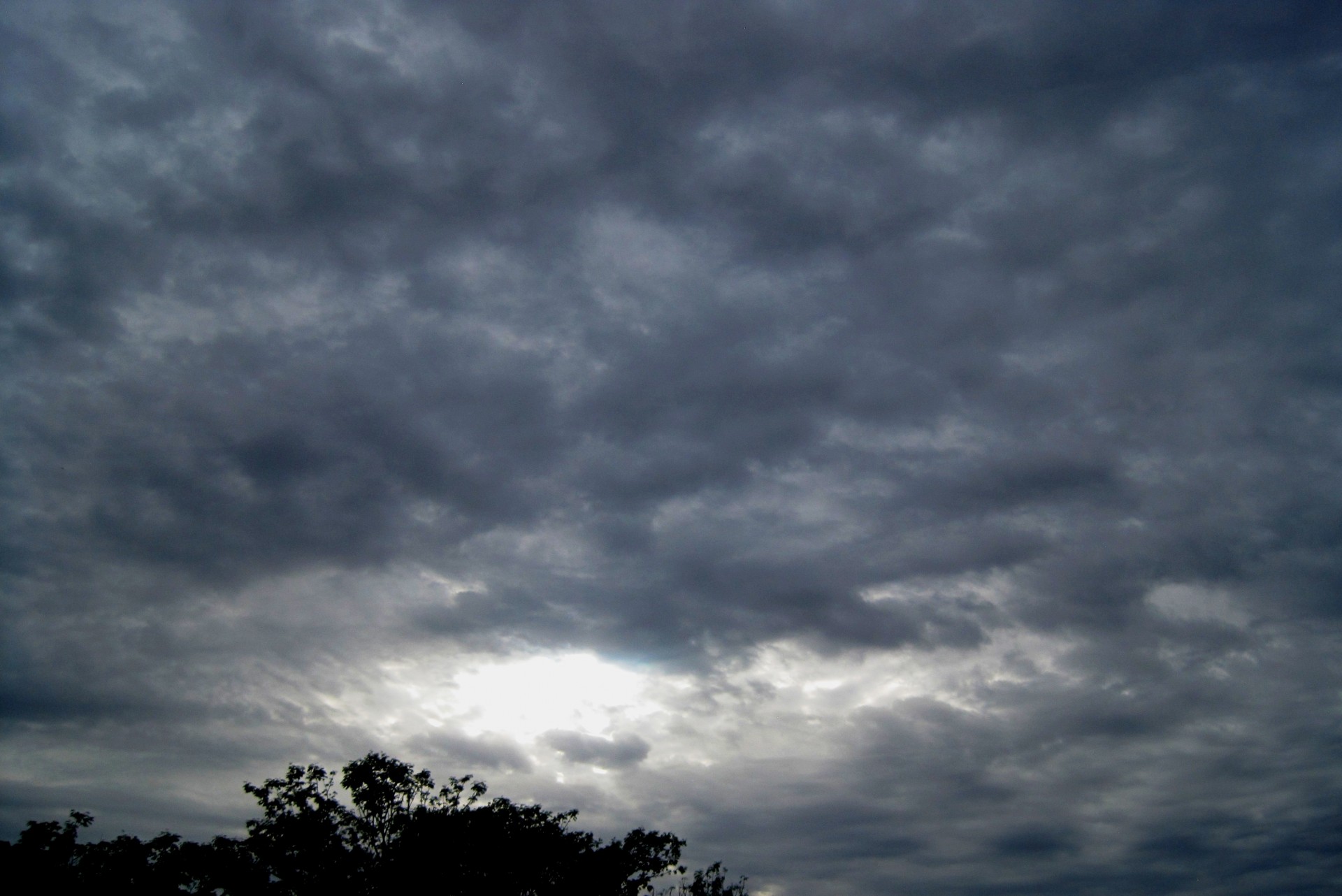 sky overcast cloud free photo