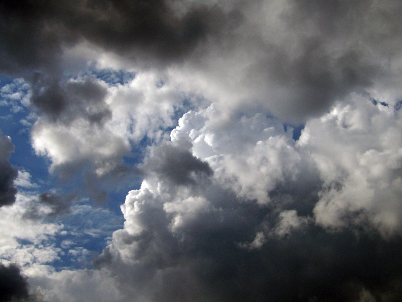 dark clouds storm free photo