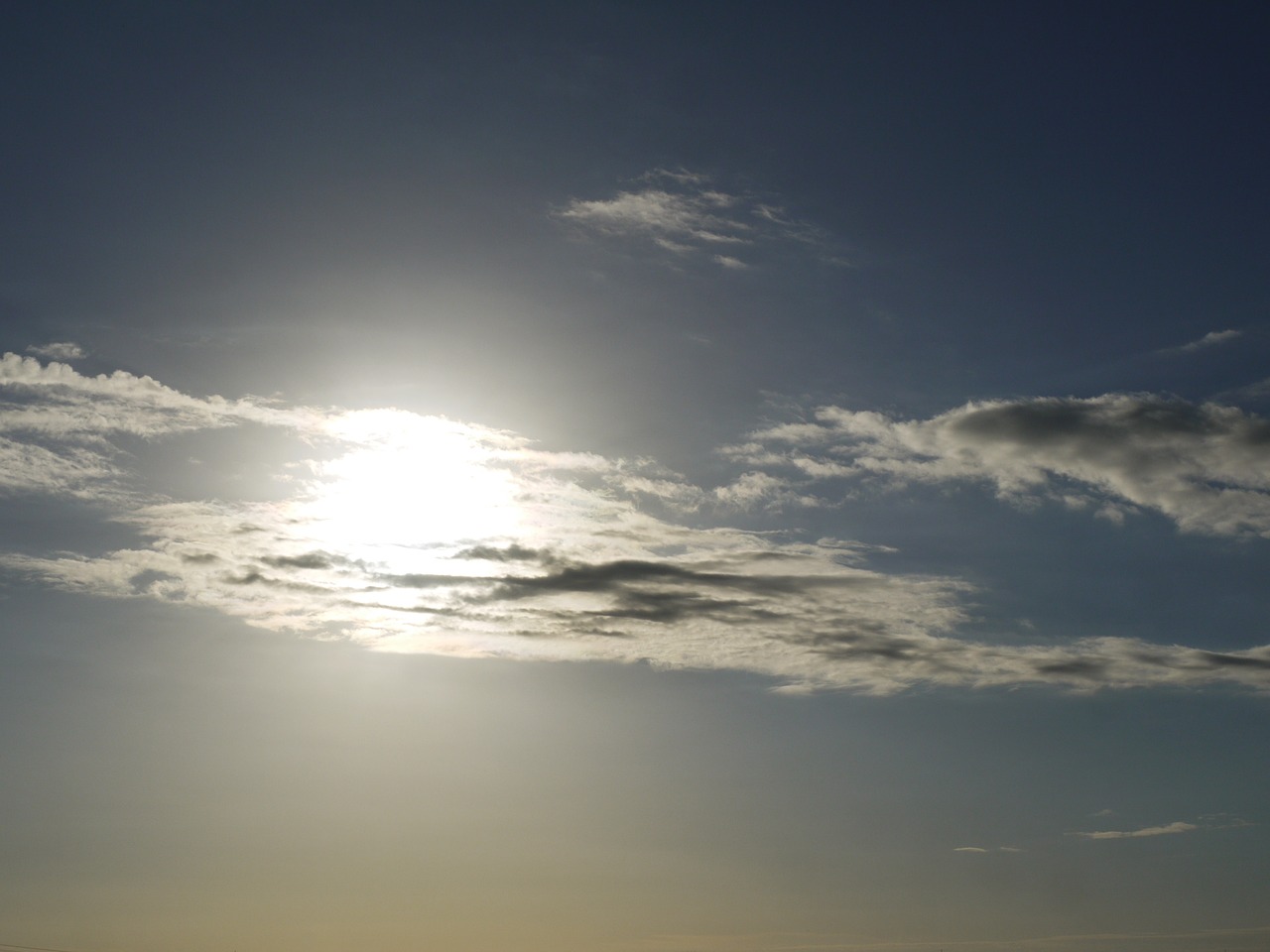 clouds morgenstimmung back light free photo