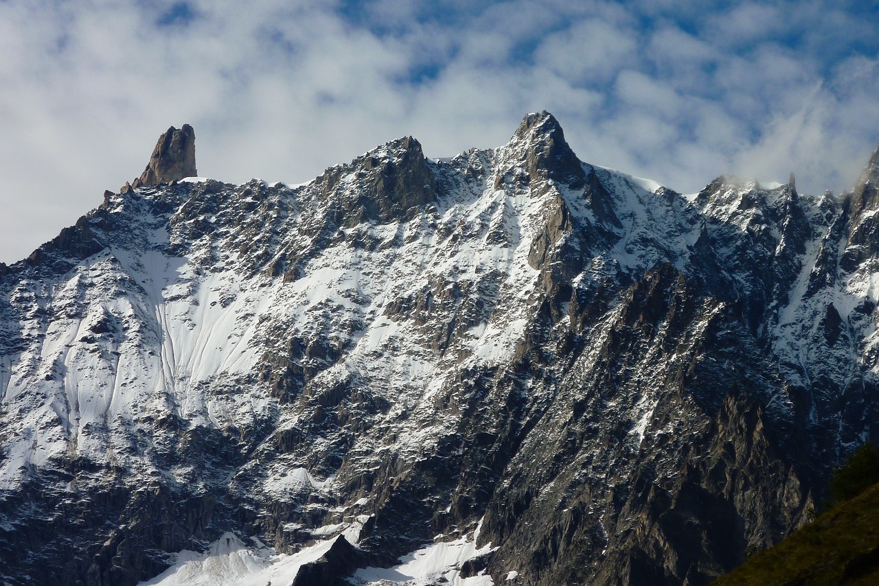 clouds mountain crest free photo