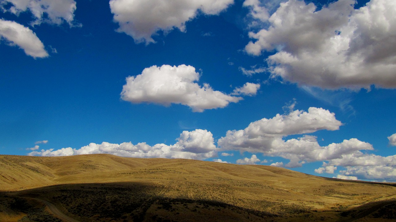 clouds high desert landscape free photo