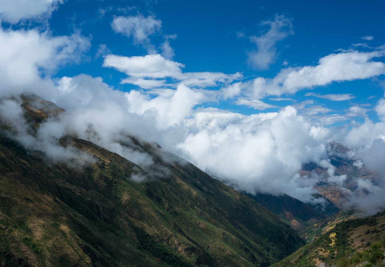 clouds cloudy high free photo