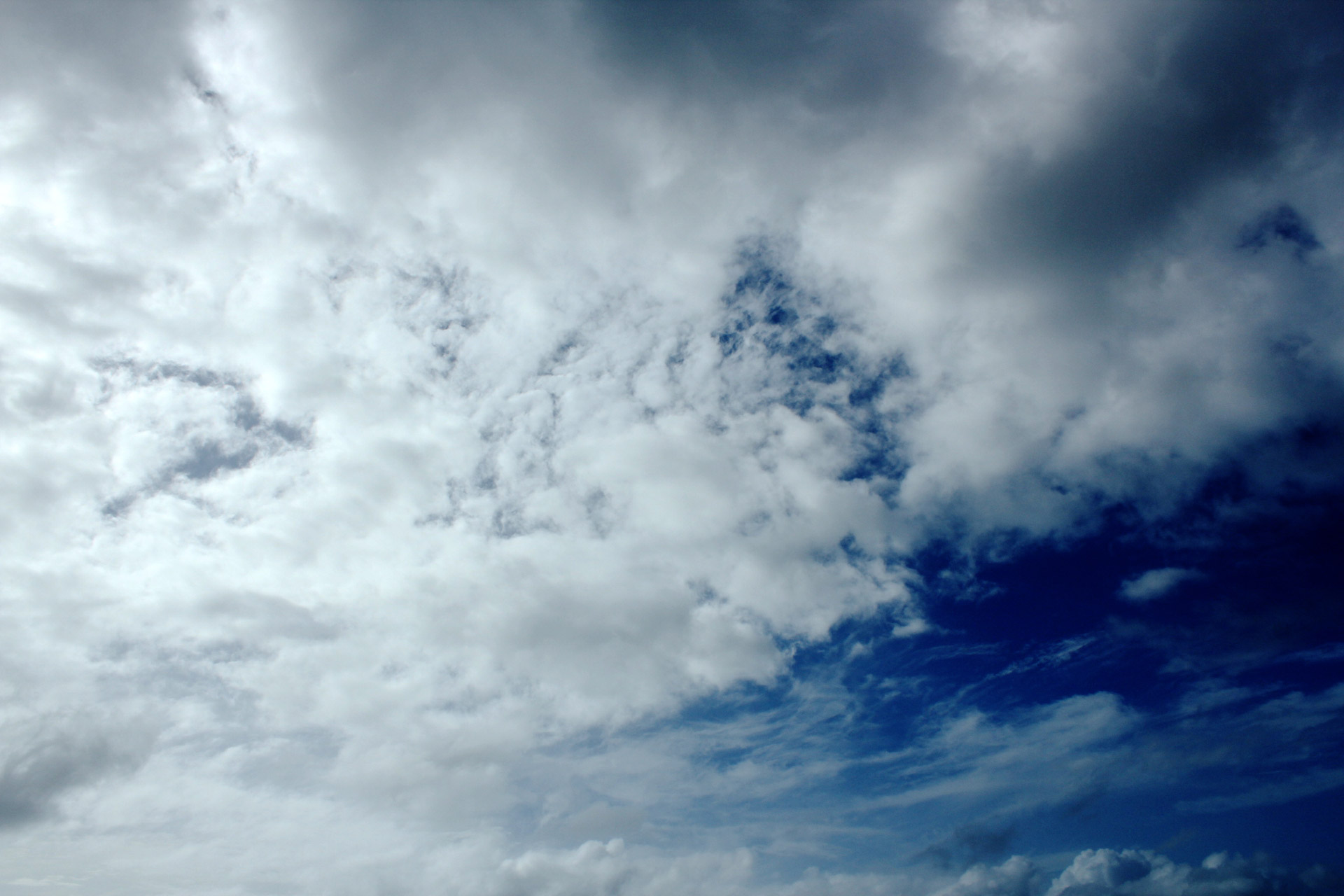 clouds cloudy sky nature free photo