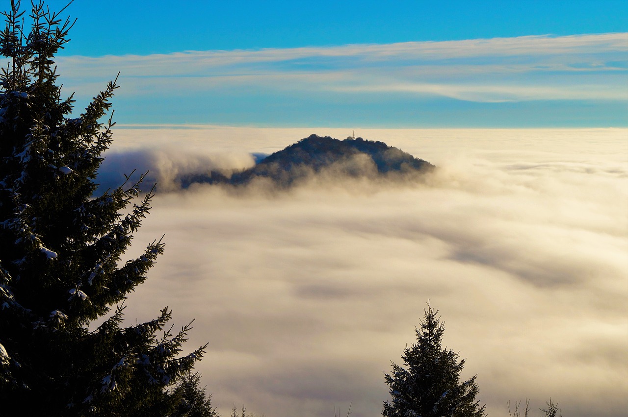 clouds celo mountain free photo